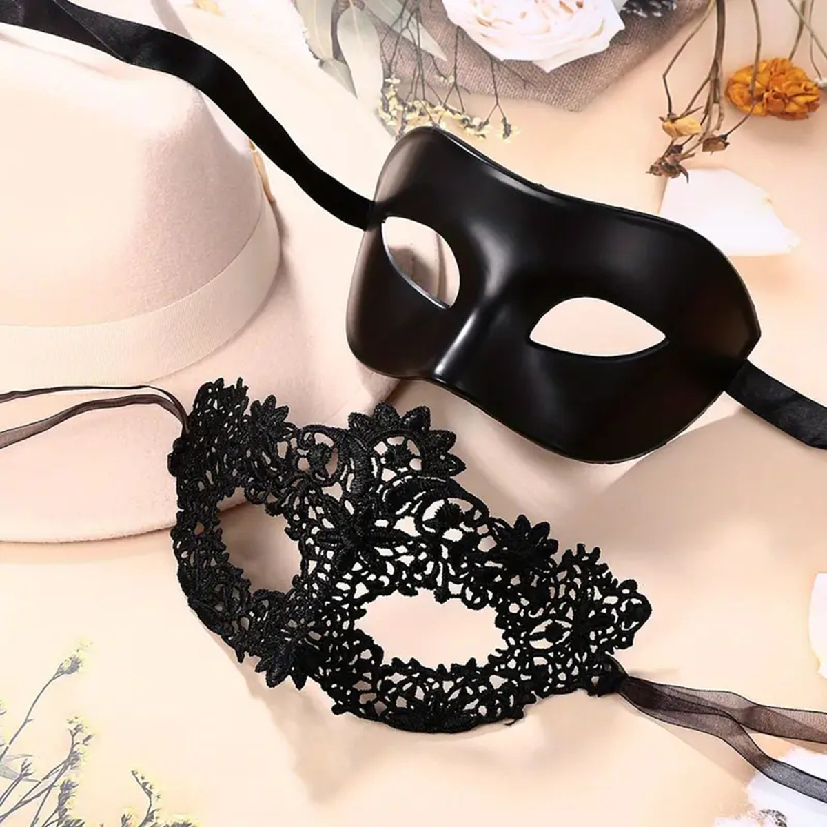 2pcs Hot New Sexy Black Lace M - Black Face Mask Pack recensione e prezzo